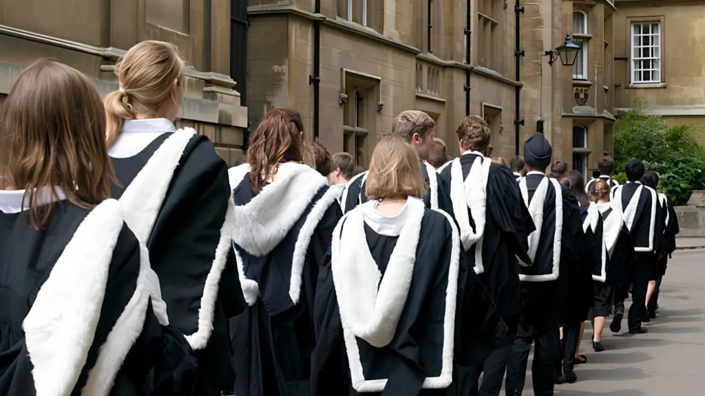 Cambridge Law Programme by Oxford Centre for Leadership
