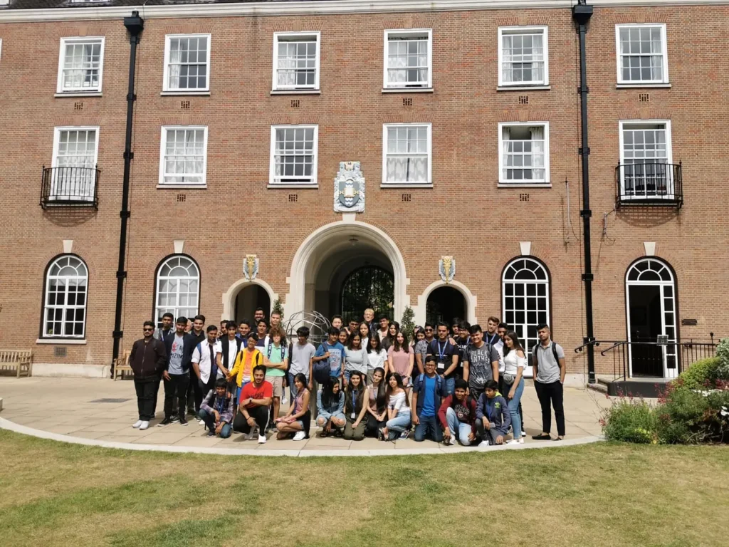 Group photo outside college